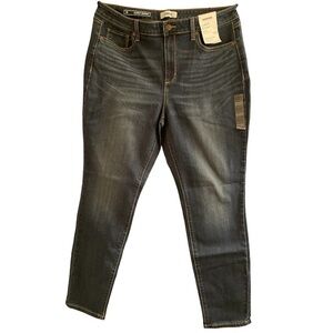 Sonoma Curvy Skinny High Rise The Everyday Jean Medium Wash Women’s Size 16R